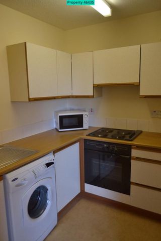 1 bedroom ground floor flat to rent - Photo 5