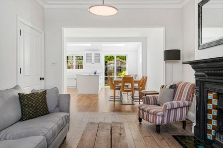 Ernest Gardens, London, W4 3QU - Photo 3