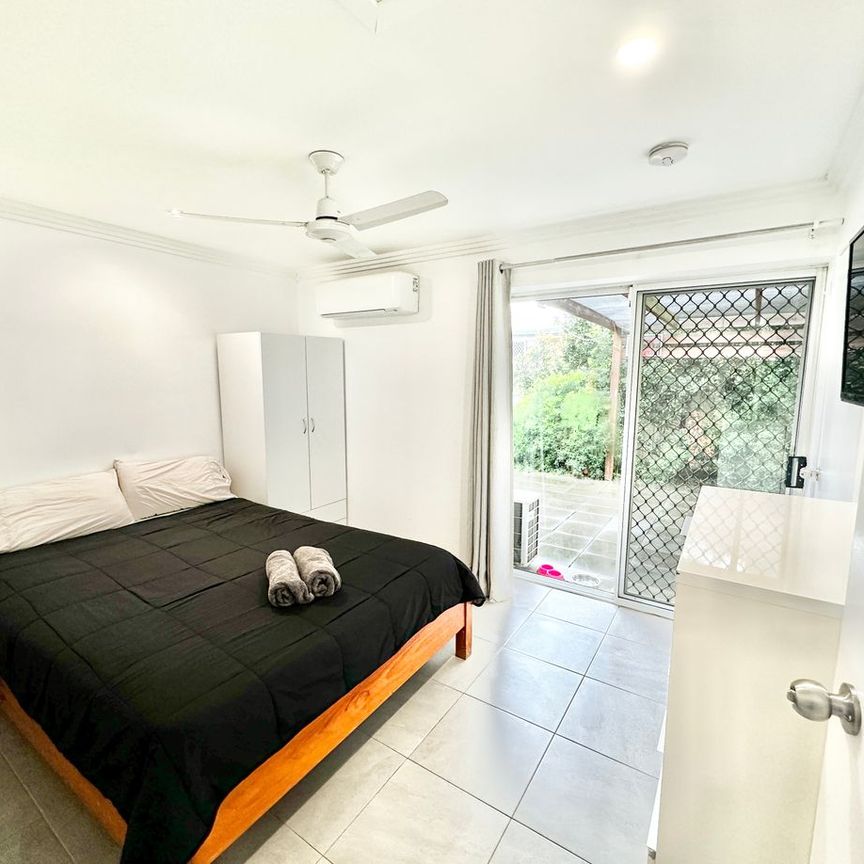 Charming 1-Bedroom, 1-Bathroom Unit in Thabeban - Photo 1