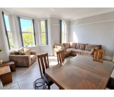 3 bedroom flat to rent - Photo 1