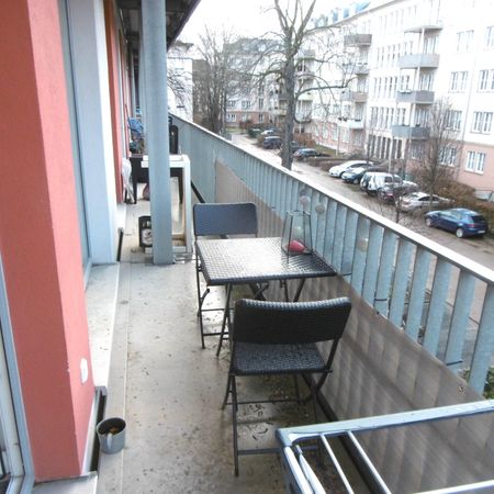 Ruhige, helle 1,5- Zimmer- Wohnung mit Balkon in Uninähe - auf Wunsch mit Stellplatz! - Foto 3