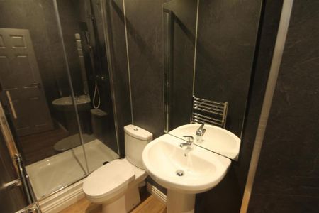 Studio to rent - Photo 5