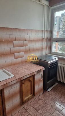 Apartament 2 camere de inchiriat Zona Centrala, etaj 4/4 - Photo 1