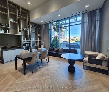 For Lease - 2450 Old Bronte Road Unit# 231, Oakville, Ontario - Photo 3