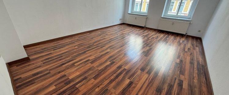 1. OG - Laminat - Balkon - großes Wohnzi. / 2er WG-gerecht - Photo 1