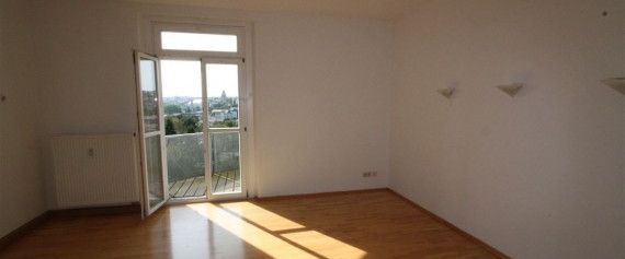 Attraktive 2-Raumwohnung mit Balkon und Blick ins Grüne - Photo 1