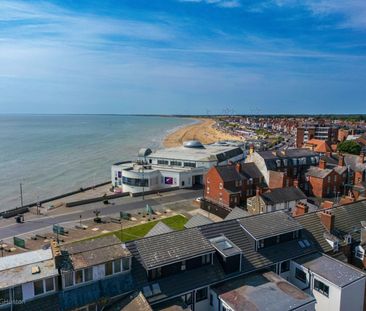 Pembroke Terrace, Bridlington - Photo 2