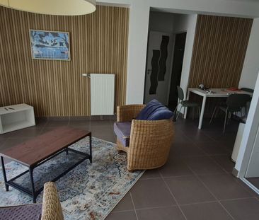 Location Appartement 2 pièces 50m² - Photo 2