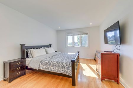 For Lease - 2535 Andover Road, Oakville, Ontario - Photo 2