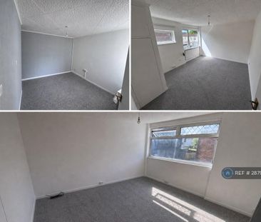 3 bedroom terraced house to rent - Photo 3