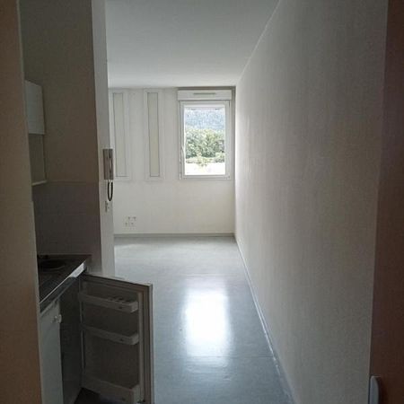 Appartement - T1 - BELLIGNAT - Photo 3