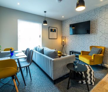 4 bedroom apartment to rent - Photo 2