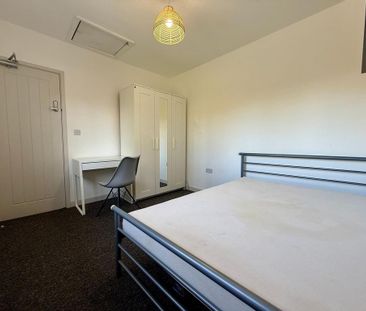 1 bedroom semi-detached house to rent - Photo 6