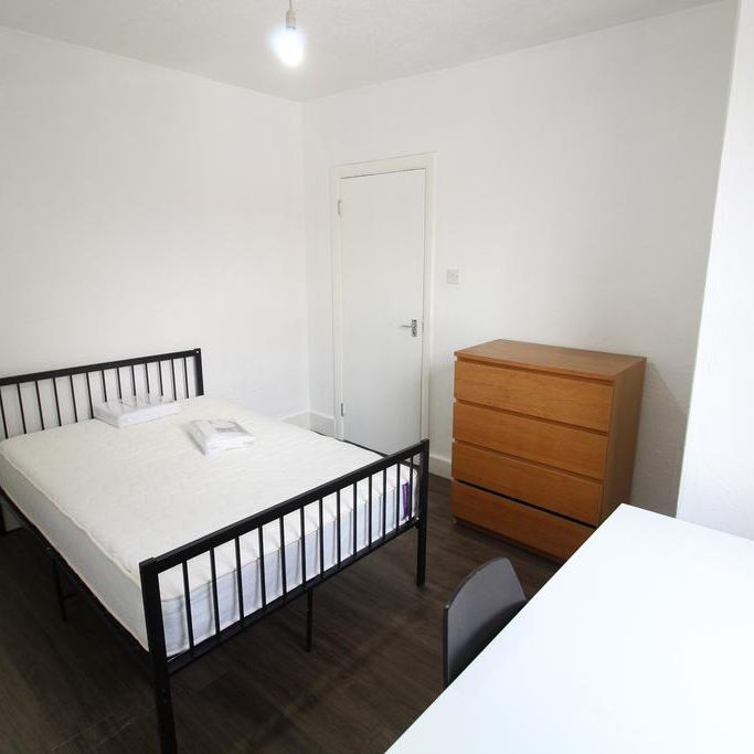 3 bedroom maisonette to rent - Photo 1