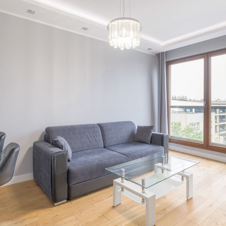 Mieszkanie z loggią 2 pokojowe przy metrze - Фото 1