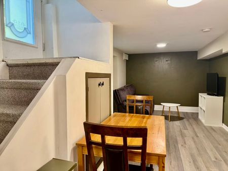 For Lease - 391 Parkside Drive Unit# lower, Toronto, Ontario - Photo 4