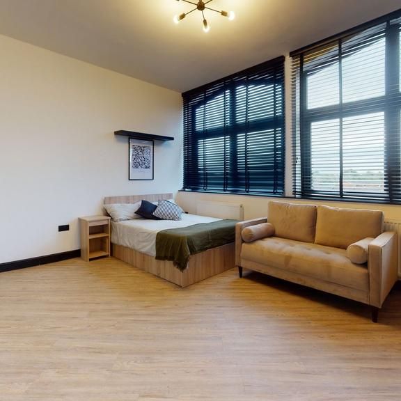 Studio to rent - Photo 1