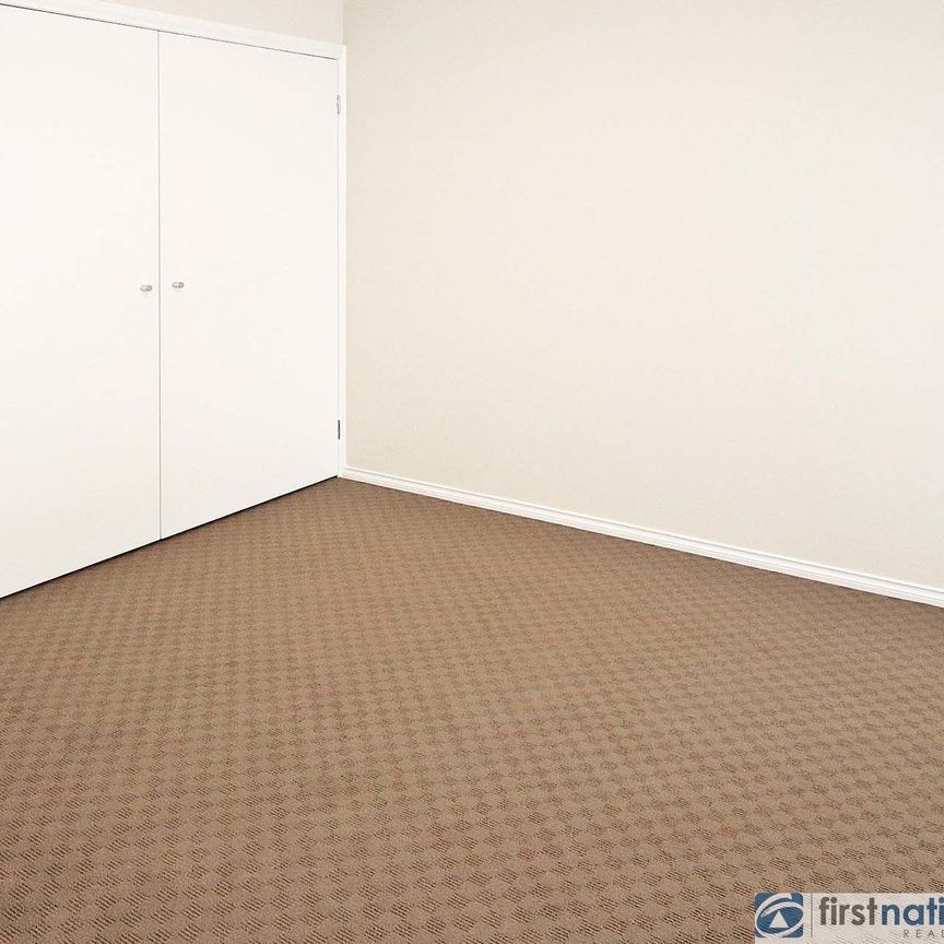Modern 3 bedroom townhouse - Photo 1
