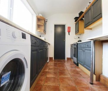 1 bedroom in a house share to rent - Photo 6