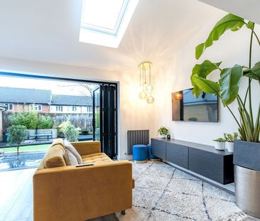 Chelmer Road - Photo 2