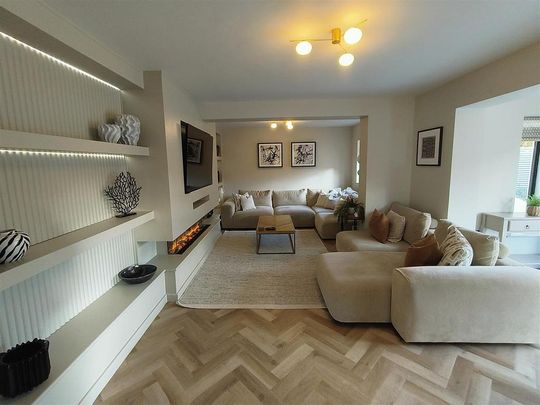 4 bedroom detached house to rent - Photo 1