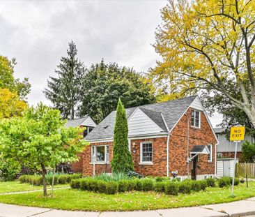 For Lease - 40 Plaxton(Upper Level) Drive, Toronto, Ontario - Photo 2