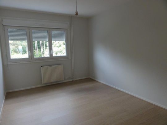 Location Appartement 3 pièces 68m² LE CREUSOT 71200 - Photo 1