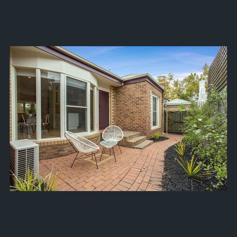 2/63 Farnham Street, Flemington VIC 3031 - Photo 1