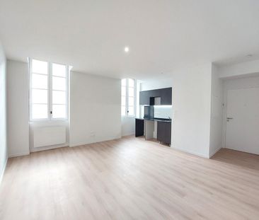 location Appartement T2 DE 40.1m² À AGEN - Photo 6