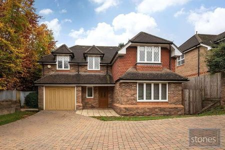 Goodyers Avenue, Radlett, Hertfordshire, WD7 - Photo 3