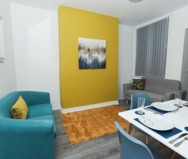 5 bedroom House To Let Total Size: 1131 SQ FT - Photo 3