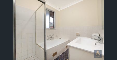 Convenience, Comfort & Family-Friendly Living - Photo 4