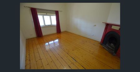 Charming Residence - Photo 2