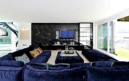 Flat To Let in West Heath Road, Hampstead, NW3 | TK International - Photo 2