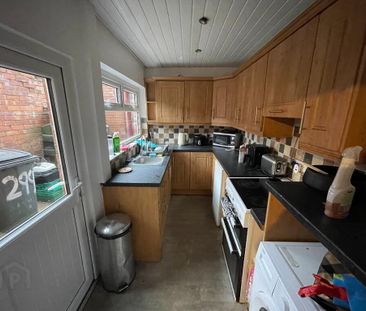 299 Donegall Road, Belfast, BT12 5NB - Photo 5