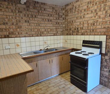 Home For Rent - Photo 3