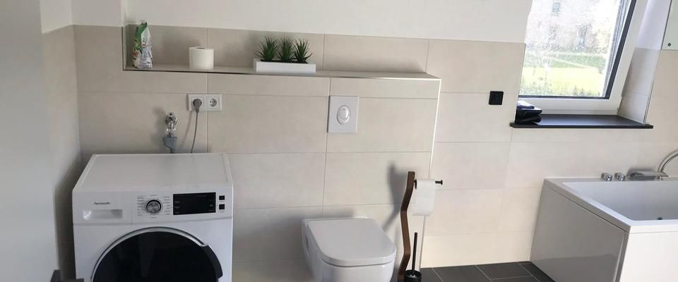 Möblierte Wohnung 32m² + 20m² Balkon + 450m² Garten - Foto 1