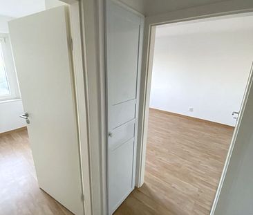 + 2 Zimmer mit großem Balkon + - Foto 3