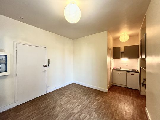 Location Appartement 1 pièce 17m² VICHY 03200 - Photo 1
