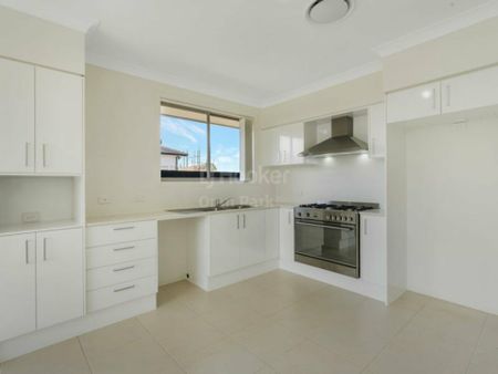 6A Charbray Loop, Oran Park - Photo 2