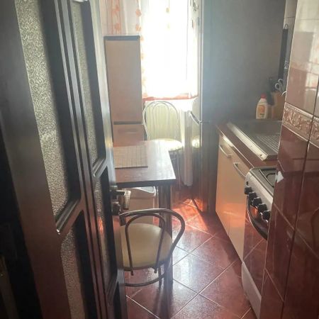 Apartament 2 camere, zona Alexandru cel Bun - Photo 3