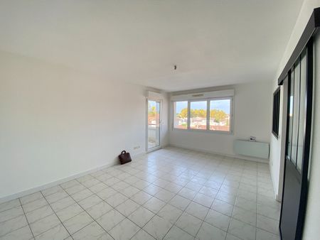 Bel appartement T2 dans résidence sécurisée avec ascenseur, - Photo 5