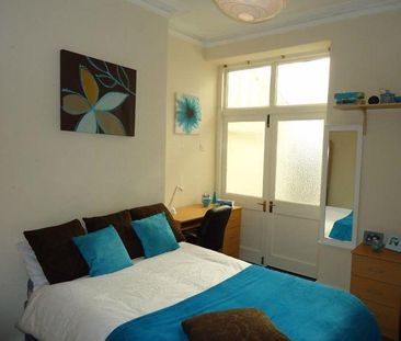 5 bedroom terraced house to rent - Photo 3