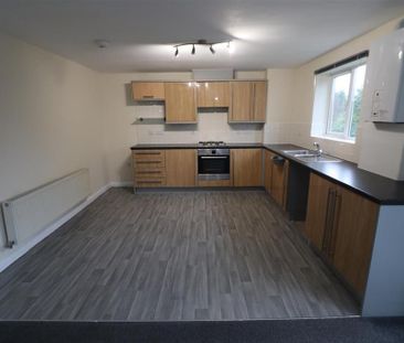 2 bedroom apartment to rent - Photo 5