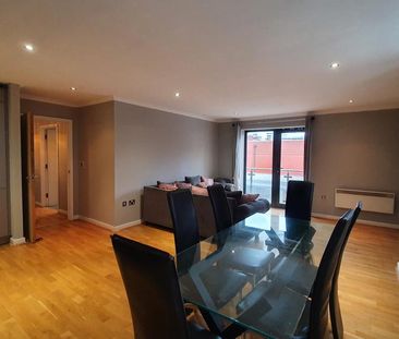 2 bedroom flat to rent - Photo 3