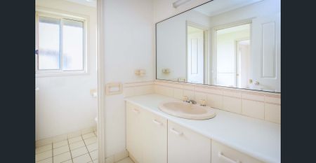 Tidy 3-Bedroom Home - Photo 5