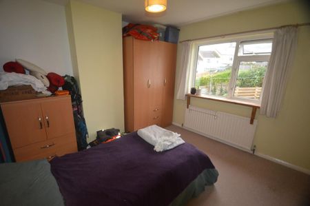 3 bedroom semi-detached house to rent - Photo 4