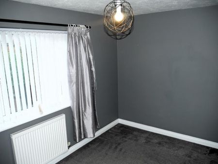 2 bedroom semi-detached house to rent - Photo 3