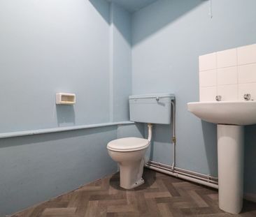 The Norfolk Agents are pleased to present this first floor studio f... - Photo 5