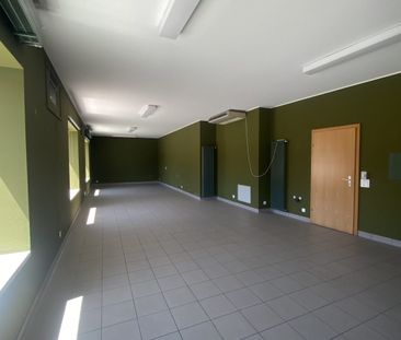 Locale Commerciale In Affitto A Balerna – Via San Gottardo 104 - Photo 2